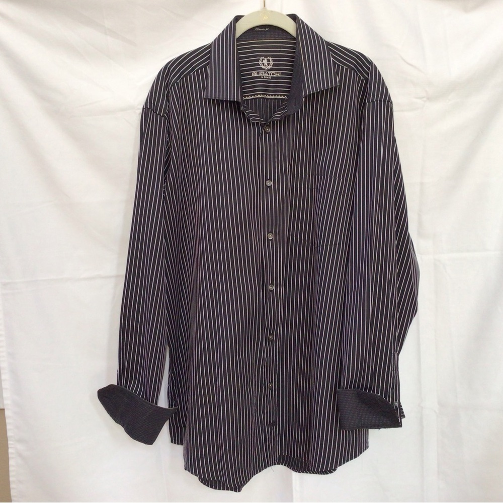 Black with white stripes Bugatchi uomo classic fit shirt.